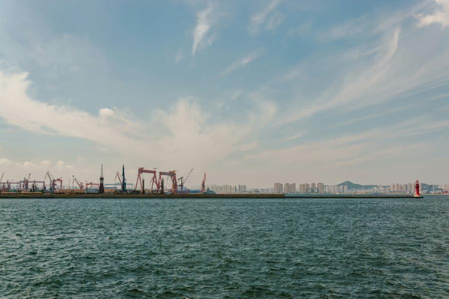 China Launches World’s First Underwater Data Center to Power AI Growth ...
