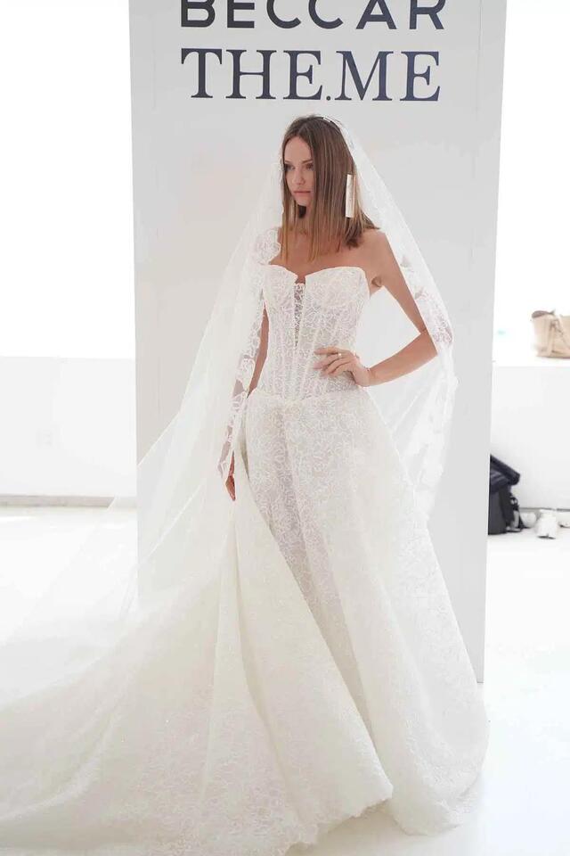 One Fine Day: Fine bridal looks from Beccar, The.Me