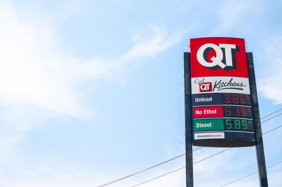 Did Your City Land the Biggest Gas Price Drop in Texas? - NewsBreak