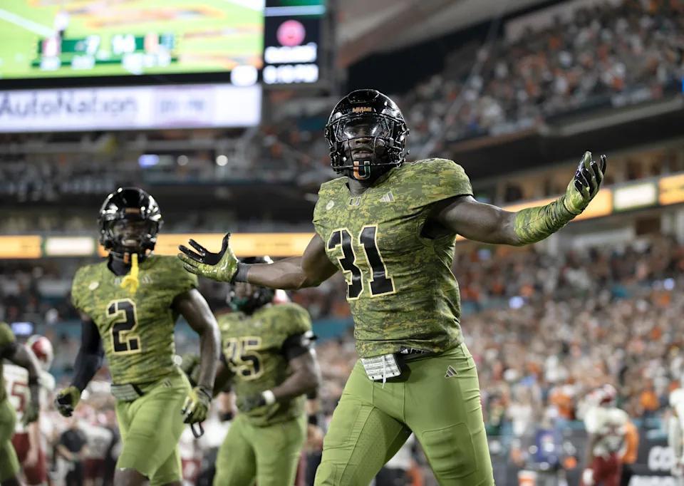 Storm Cellar: Comparing Stanford's opening SCORING drive to Miami's DOMINANT 3rd quarter DEFENSE