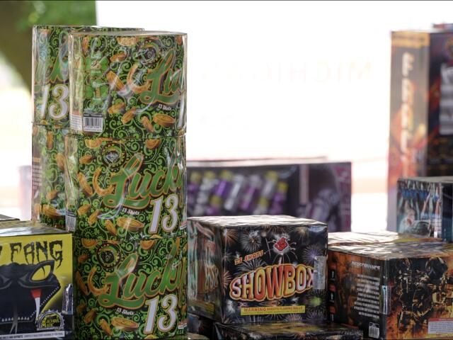 HOLIDAY WARNING: St. Johns Police urge neighbors to remember firework laws