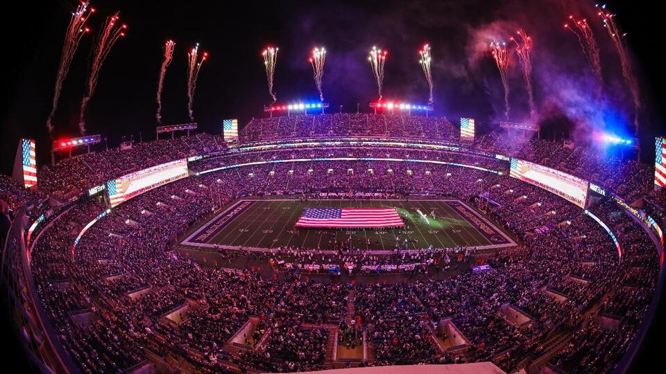 Baltimore man accused of flying drone over Ravens vs. Steelers playoff ...