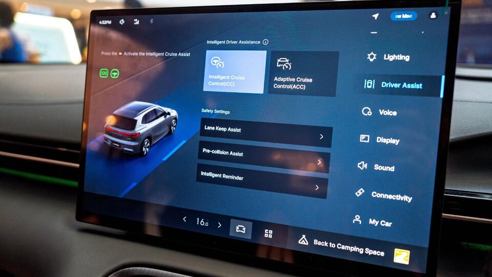 Smart Features That Make Driving Easier and Safer - NewsBreak
