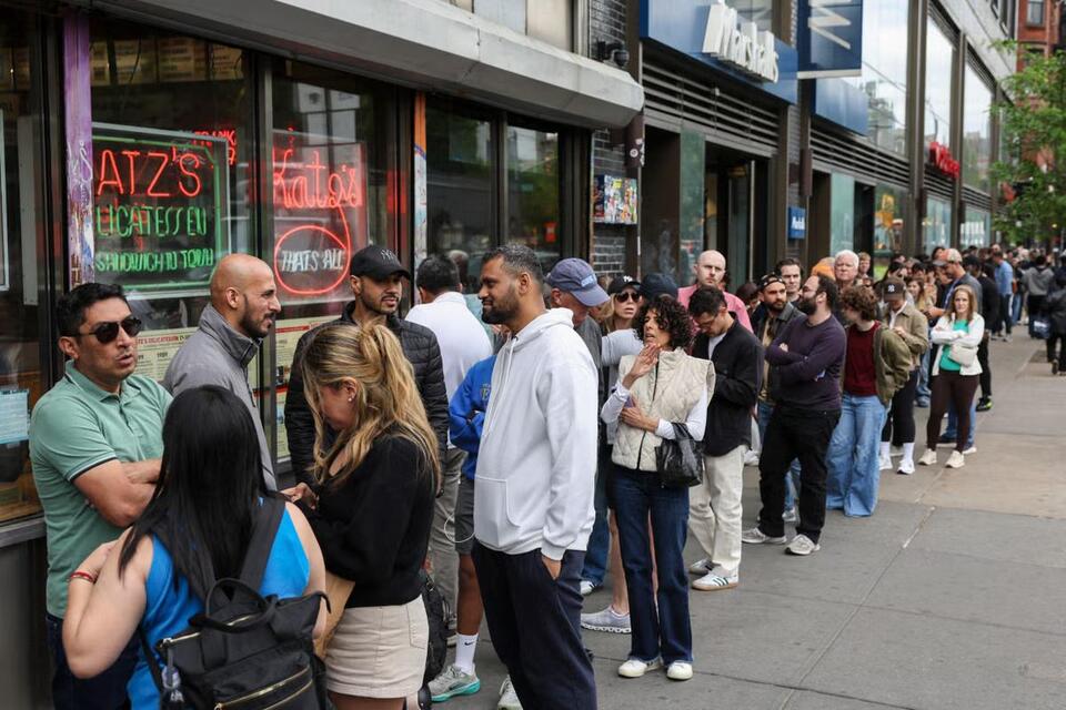 Voices: The big dumb reason New Yorkers are now obsessed with queuing