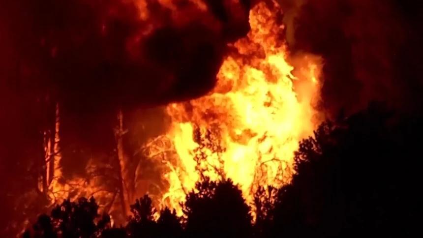 Around 145 million at risk as U.S. braces for holiday week heat wave; wildfires continue to rage in the West