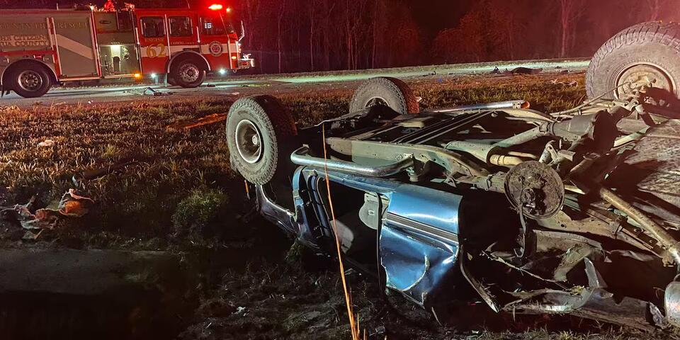 Two hospitalized after a crash in Alachua County - NewsBreak