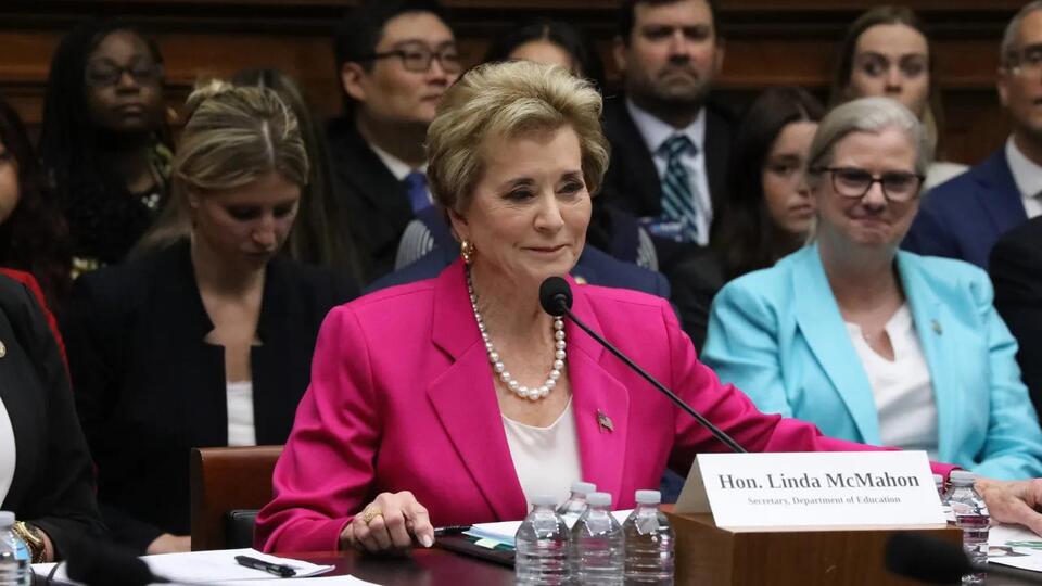 Education Department proposal would make it easier to end grants