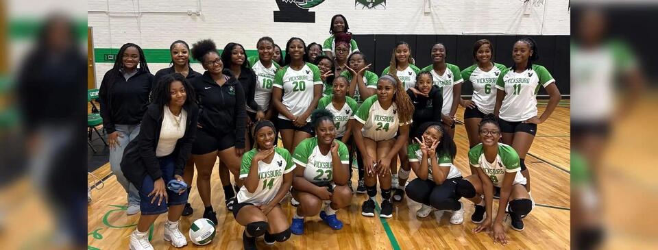 VHS volleyball takes down Cleveland Central in five-set district battle