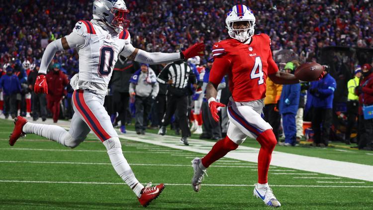 Bills shake off slow start, rally to beat New England - NewsBreak
