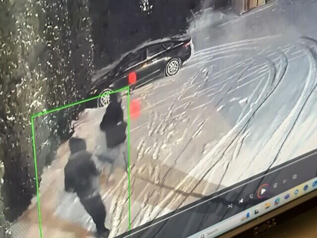 Police investigating rash of car break-ins on and near Univ. of Akron ...