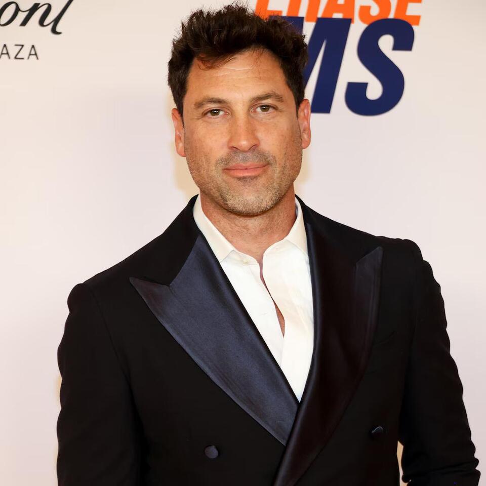 Maks Chmerkovskiy Clarifies His Dancing With the Stars Commentary Amid ...