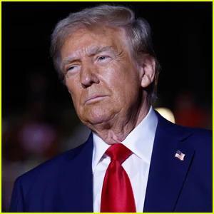 Donald Trump Snaps at Female CBS Reporter, Asks Her 'Are You a Stupid ...