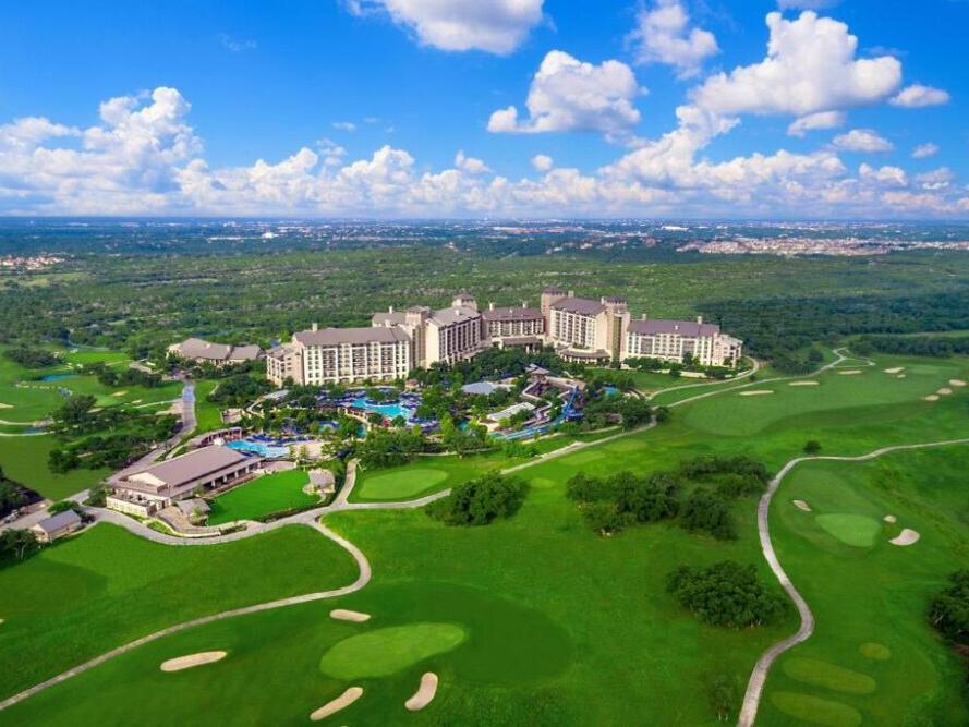 a-comparison-of-resorts-in-and-around-san-antonio