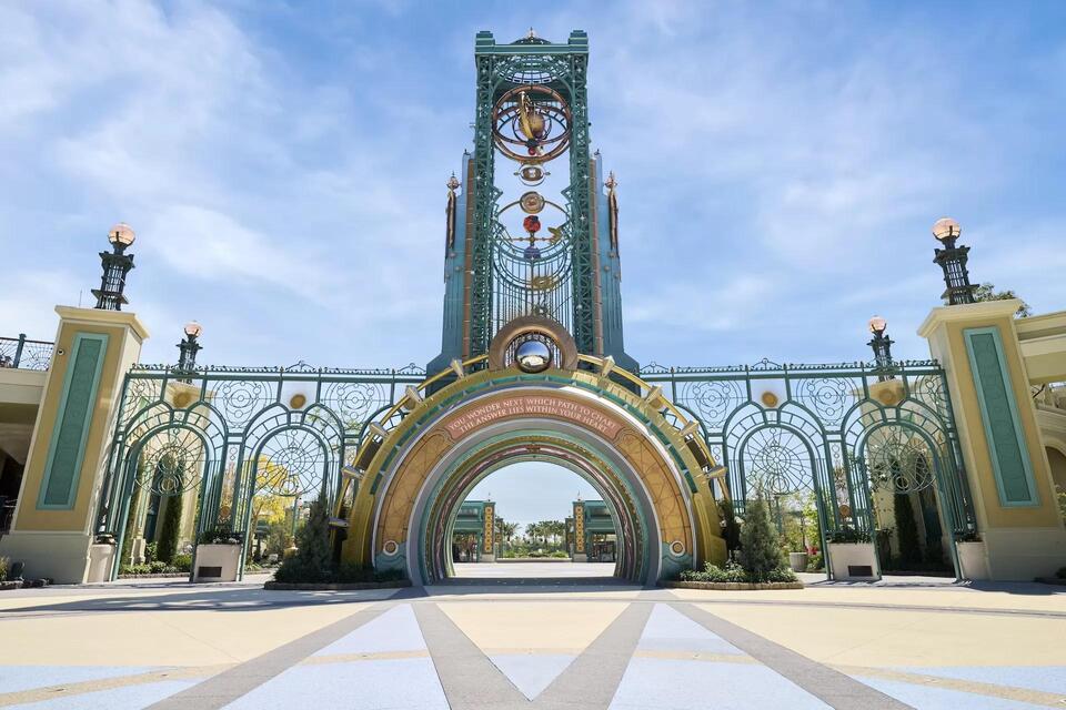 A New Chapter for Universal: What the Comcast Separation Means for the Theme Park Industry