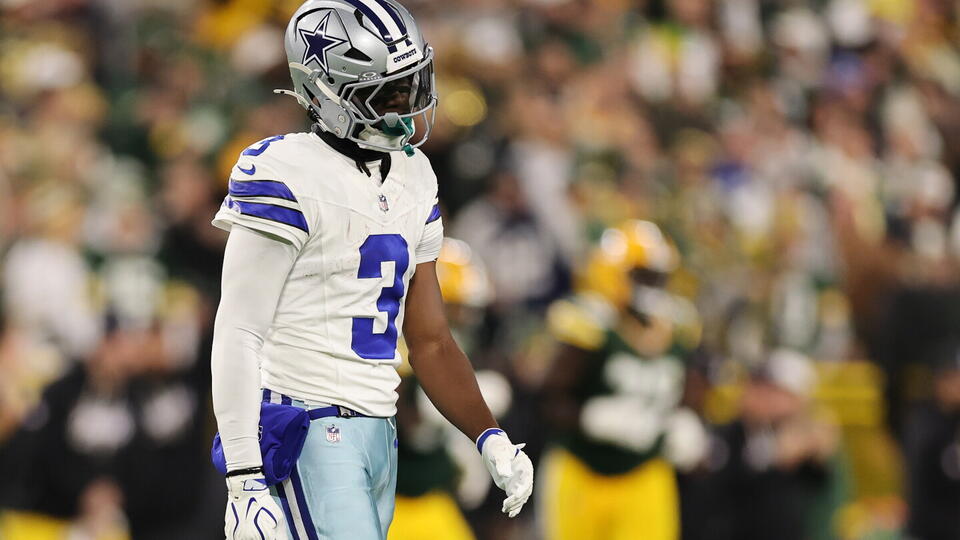 George Pickens limited in Thursday’s practice with shoulder injury ...