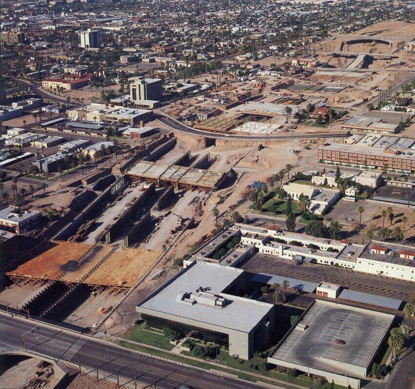Phoenix landmark reaches 35 years connecting Valley - NewsBreak