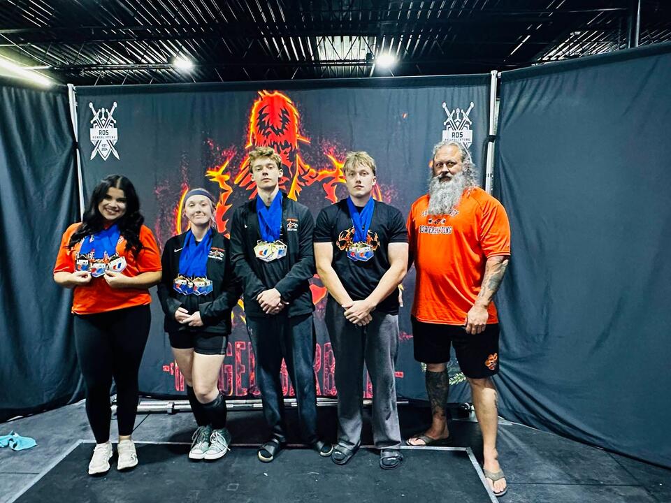 Four from Summers County Compete in USPA Powerlifting Meet - NewsBreak