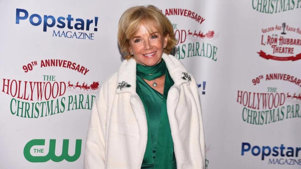 ‘Happy Days’ Star Linda Purl Makes Rare L.A. Appearance While Picking Up Her 71st Birthday Cake