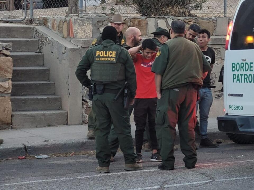Politicians’ talk of a border ‘invasion’ is speech experts say has ...