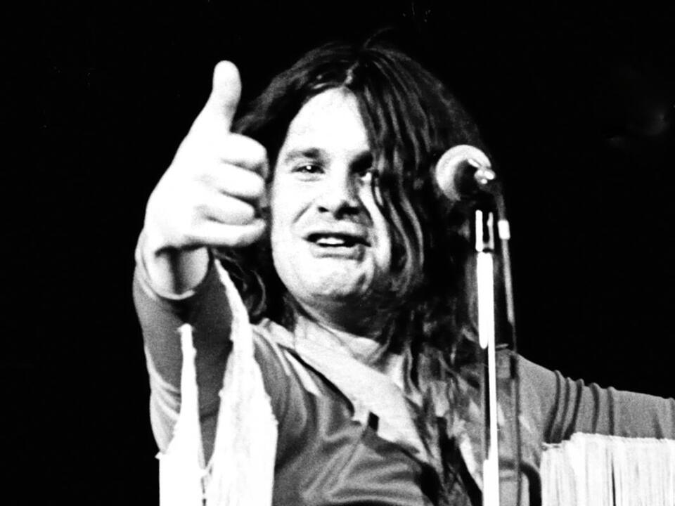 4 Famous Albums That Were Recorded in Haunted Studios