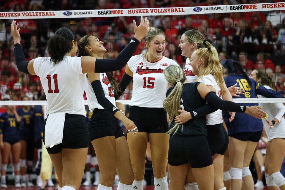 Nebraska volleyball speaks on expectations and inspiring next generation during Big Ten Media Days