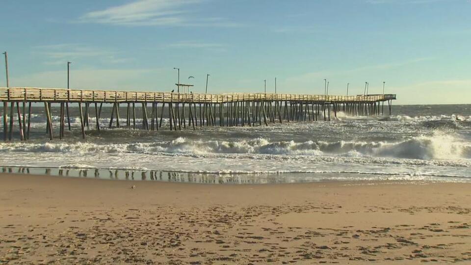 October nor'easter pummeling Mid-Atlantic coast with high winds and ...