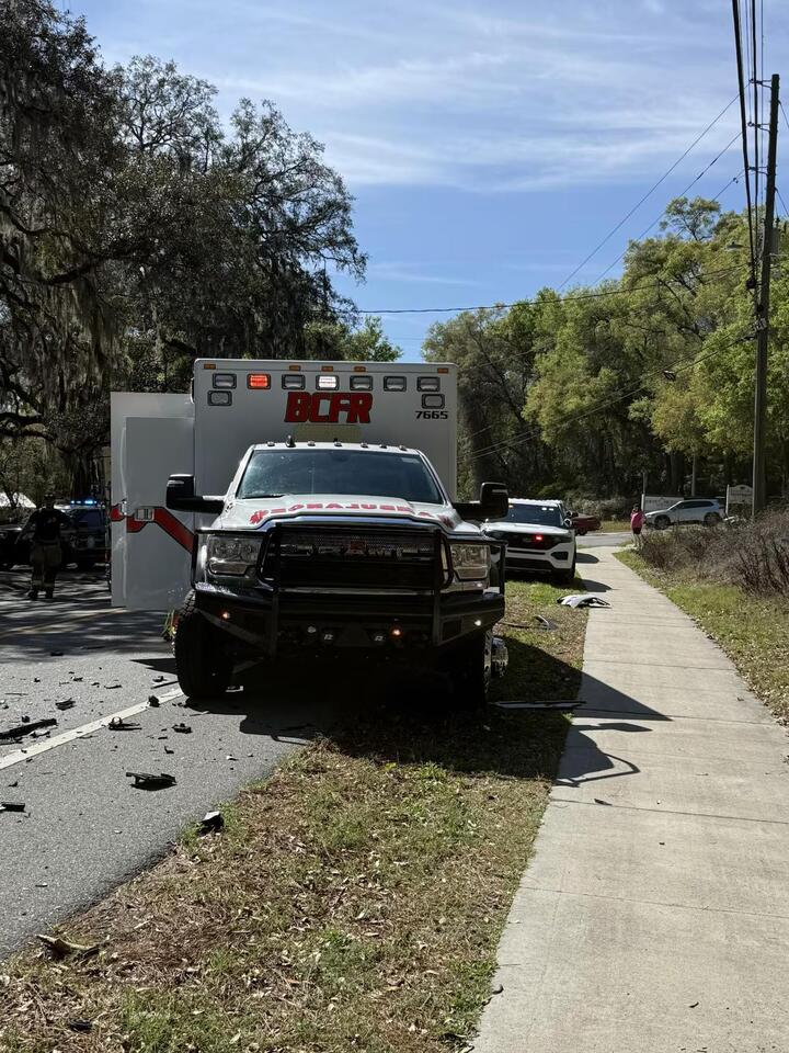 Deadly head-on crash delays traffic near Keystone Heights - NewsBreak