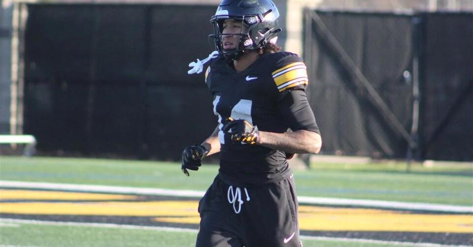 Counting Down Iowa Football's Most Indispensable Players: No.11 Tony Diaz