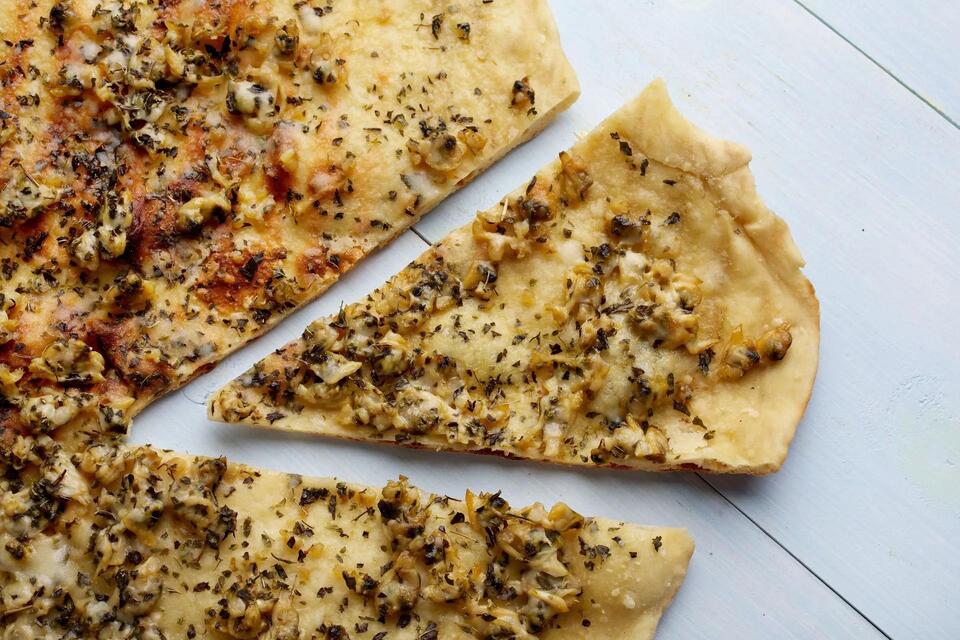 15 best white clam pizza spots in Connecticut - NewsBreak