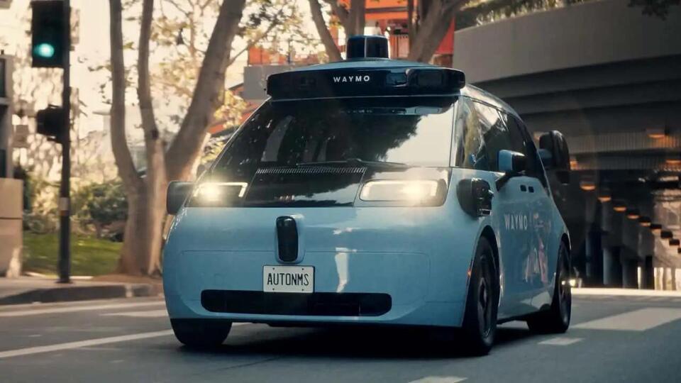 Waymo Safety Data Shows 82% Fewer Injury Crashes - NewsBreak