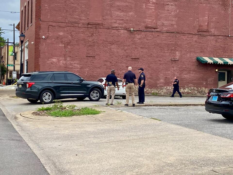Man shot to death in Woodlawn parking lot identified, suspect still at ...