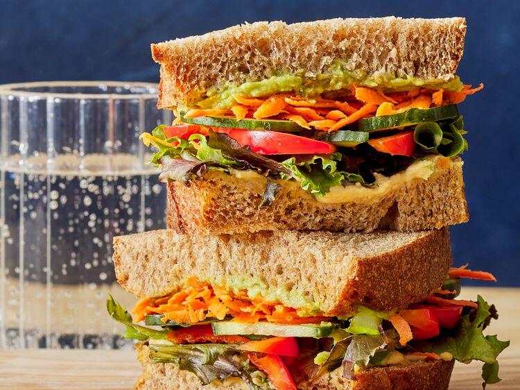 19 Mediterranean Diet Lunches to Help Lower Cholesterol