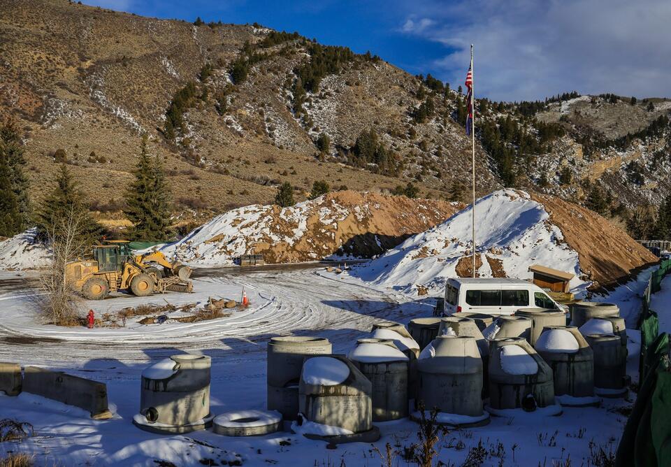 Avon signs purchase contract with State Land Board for Dowd Junction housing parcel