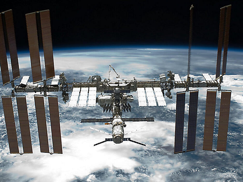 NASA and Russia’s space agency disagree on severity of air leak on