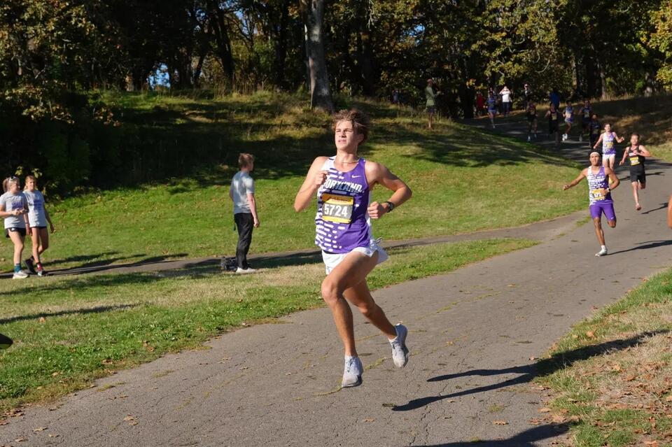 Men’s Cross Country Takes First at Charles Bowles Invite - NewsBreak