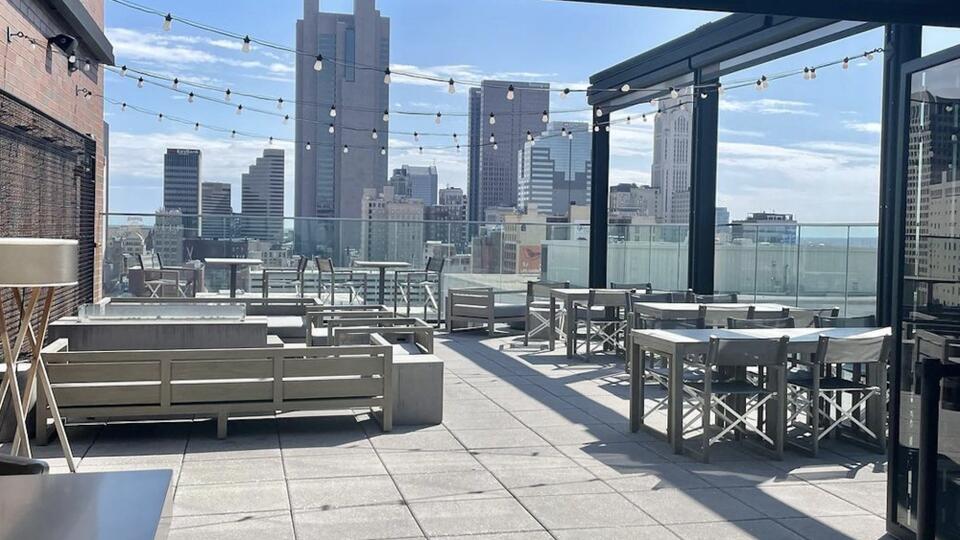 Rooftop bars in Columbus, OH - NewsBreak