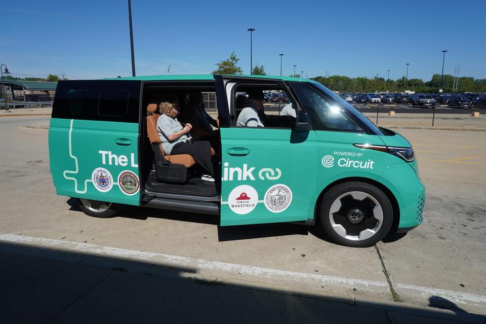 New Free Ride Service Debuts in Burlington - NewsBreak