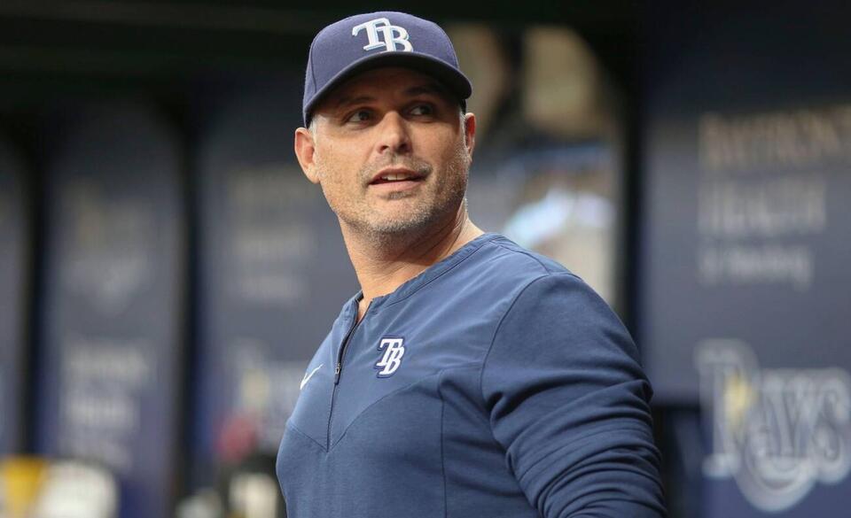 “Embarrassing”; “Aaron Boone Level Blunder” – Fans Troll Rays Skipper ...