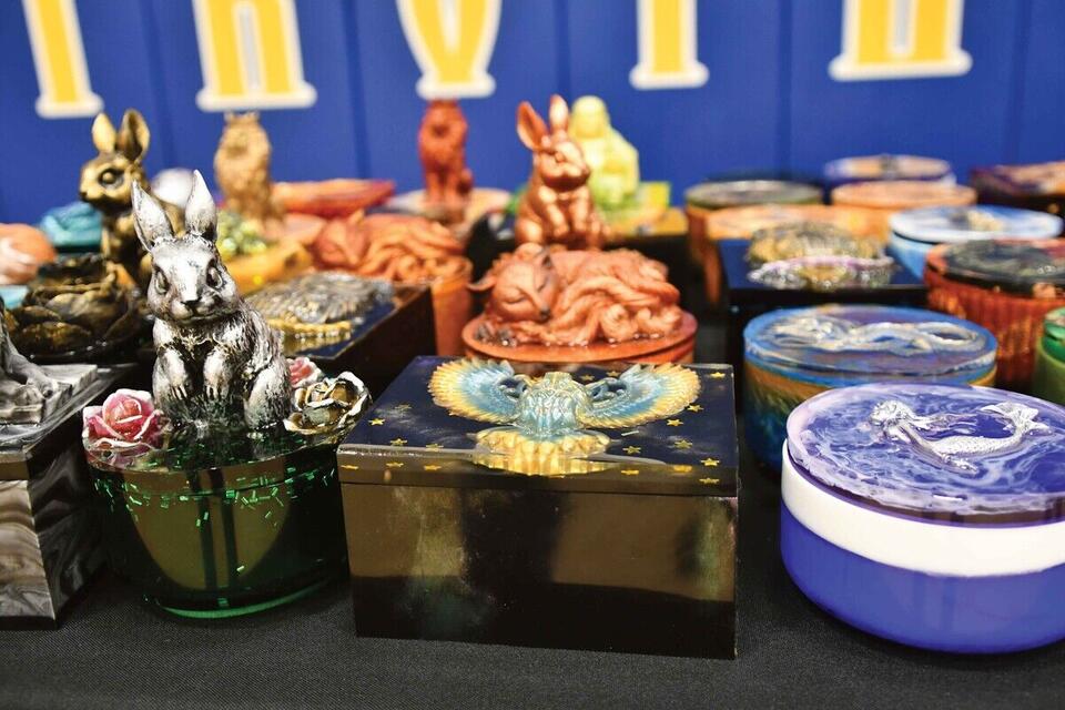 Silver Bells Craft Show Nov. 30 In Fairview - NewsBreak