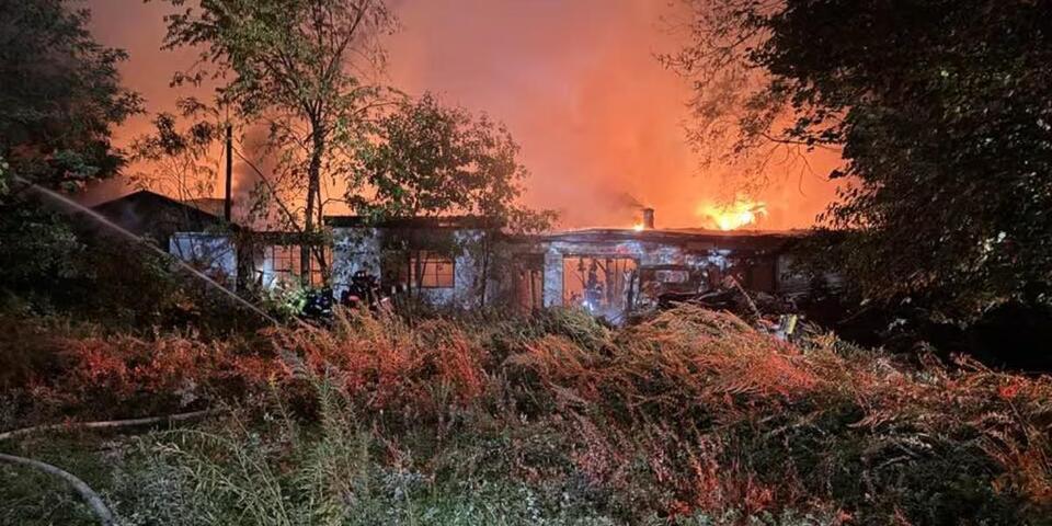 Fire breaks out at abandoned Danbury factory - NewsBreak