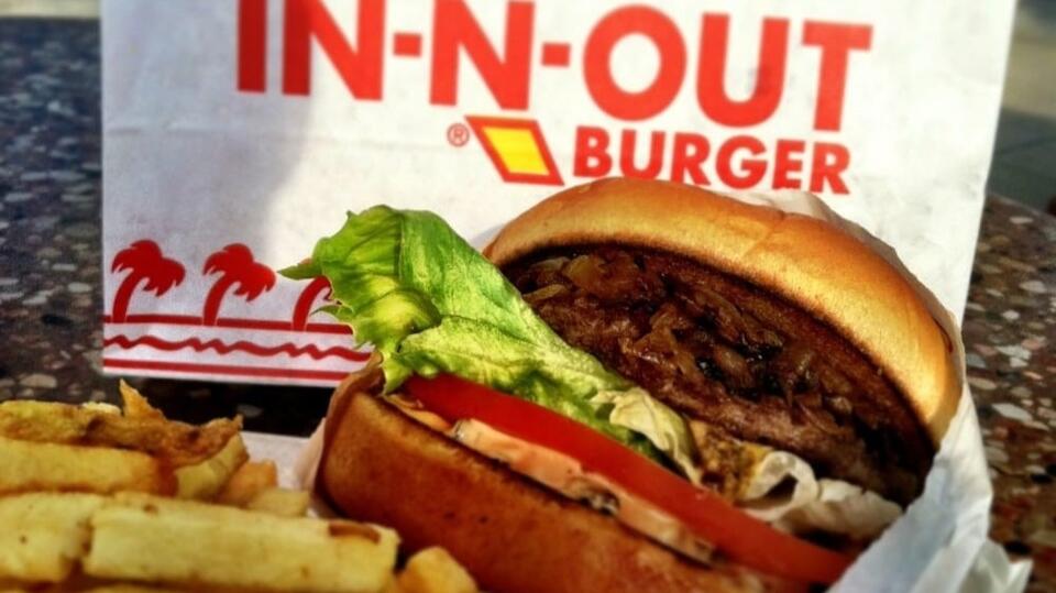 New In-N-Out Burger Drive-thru Opens in San Juan Capistrano with 18th ...
