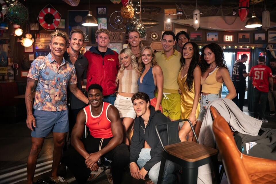 'Baywatch' cast welcomes hero teen lifeguard to set