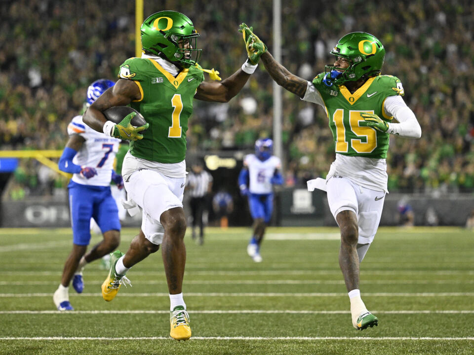 Oregon vs Oregon State Prediction, Game Preview, and Betting Lines