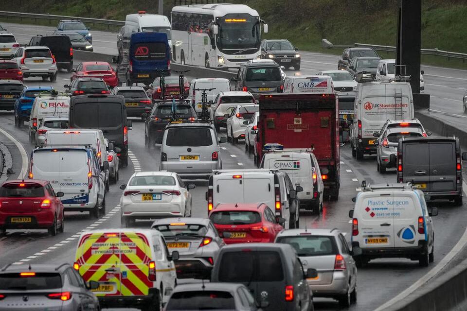 M6 closed: Busy motorway shut through rush hour following serious crash ...