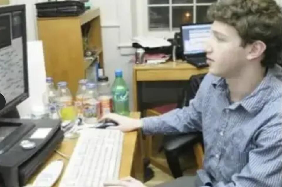 Dorm‑Room Launch: Mark Zuckerberg Debuts “The Facebook” on This Day in ...