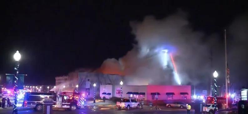 Community rallies to keep Grocery Store open after Fire - NewsBreak