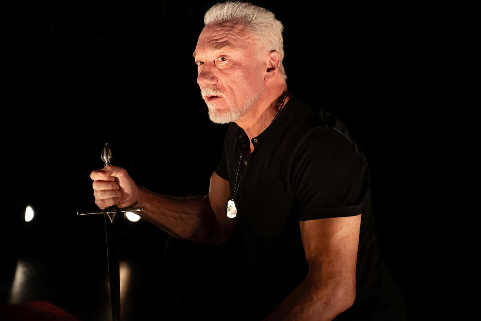 Patrick Page explores Shakespeare’s dark side
