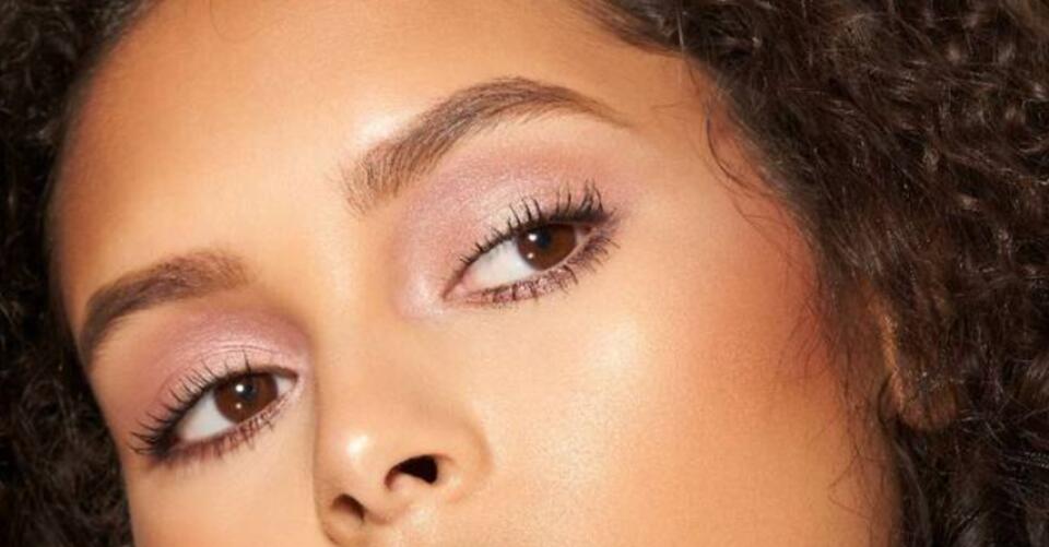 This Cult-Favorite Eyeshadow Palette Is The Cheapest We’ve Ever Seen It at Ulta Beauty — & It Won’t Last Long – NewsBreak