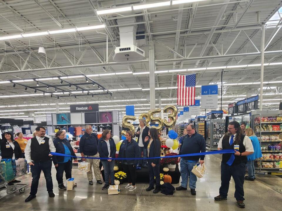 New Look Longview Walmart unveils new renovations