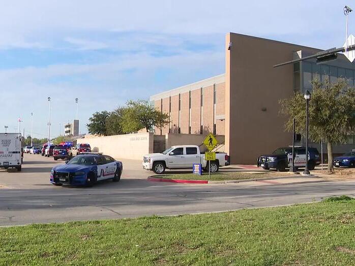 Arlington Lamar High School shooting suspect appears in court
